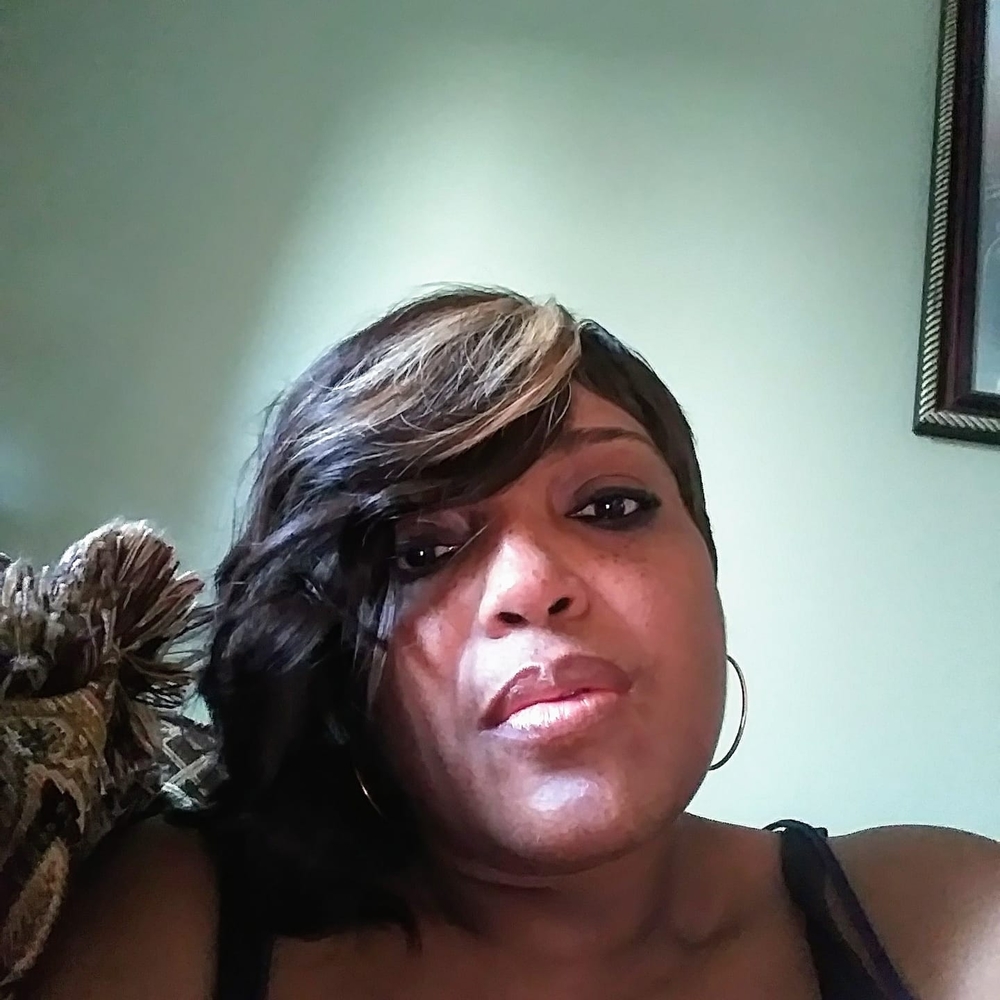 Meet your Posher, Saprina